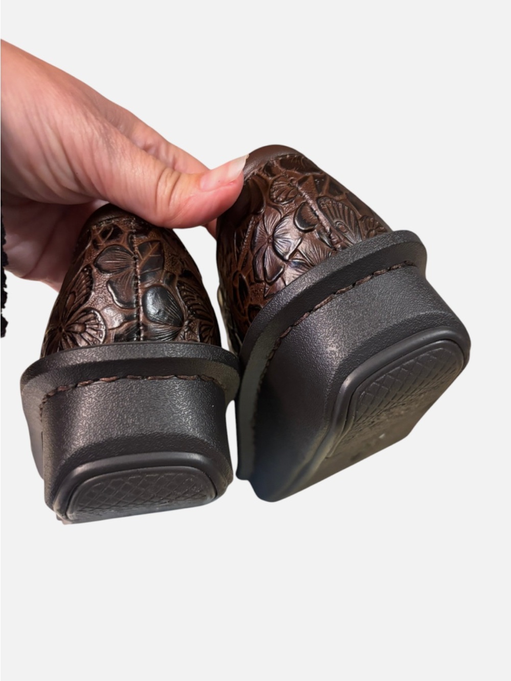 Alegria Floral Embossed Brown Mary Jane Clog Sz
38/US 8 - Picture 6 of 11